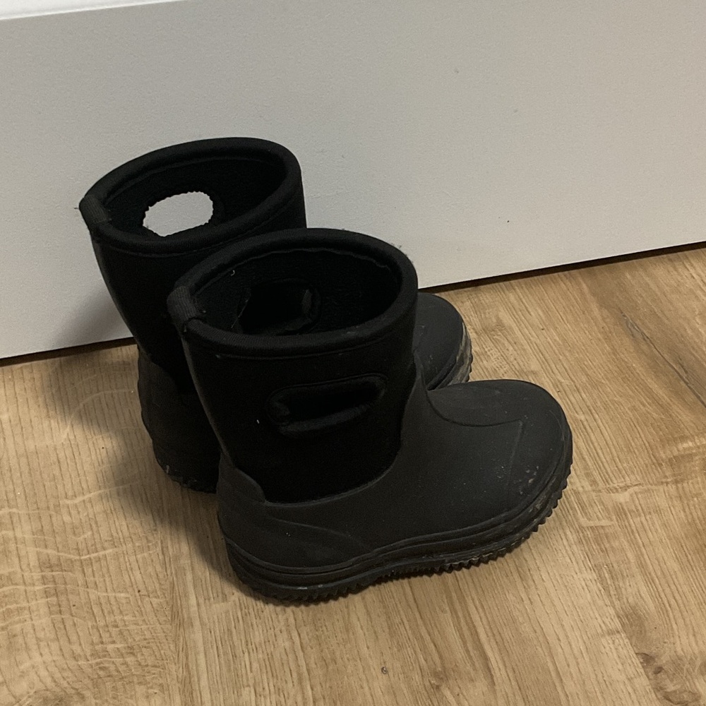 Joe Fresh Kids Black Rain Boots